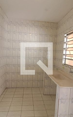 Casa para alugar com 40m², 1 quarto e sem vaga Casa para alugar com 40m², 1 quarto e sem vagaCozinha