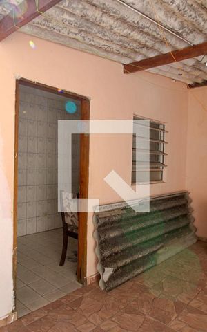 Casa para alugar com 40m², 1 quarto e sem vaga Casa para alugar com 40m², 1 quarto e sem vagaEntrada e área de serviço