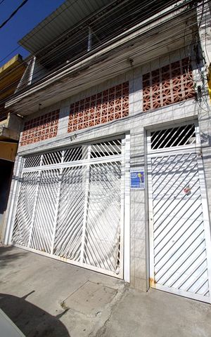 Casa para alugar com 40m², 1 quarto e sem vaga Casa para alugar com 40m², 1 quarto e sem vagaFachada