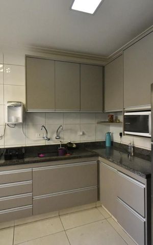Casa à venda com 260m², 7 quartos e 4 vagasCozinha 2