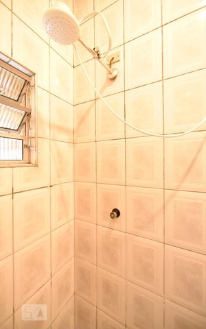 Casa à venda com 260m², 7 quartos e 4 vagasBanheiro 2