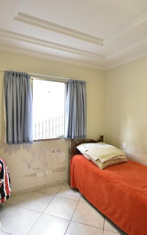 Casa à venda com 260m², 7 quartos e 4 vagasSuite