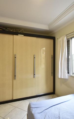 Casa à venda com 260m², 7 quartos e 4 vagasQuarto 6