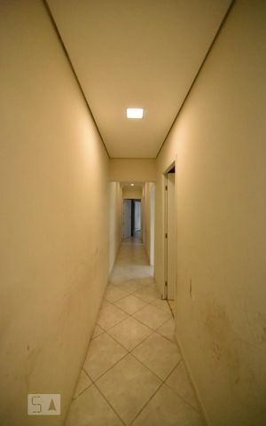 Casa à venda com 260m², 7 quartos e 4 vagasCorredor 2