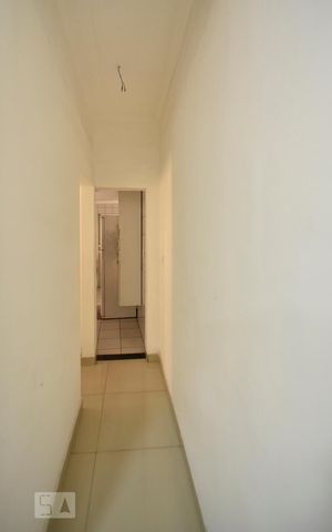 Casa à venda com 260m², 7 quartos e 4 vagasCorredor 1
