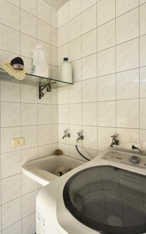 Casa à venda com 260m², 7 quartos e 4 vagasÁrea de serviço 2