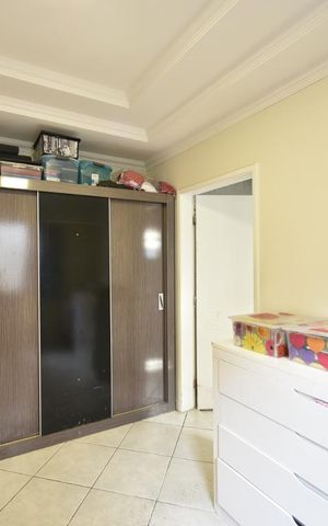 Casa à venda com 260m², 7 quartos e 4 vagasSuite