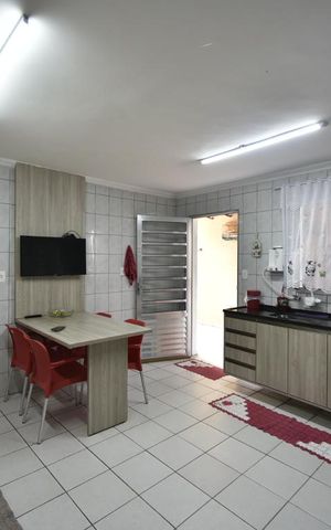 Casa à venda com 260m², 7 quartos e 4 vagasCozinha 1