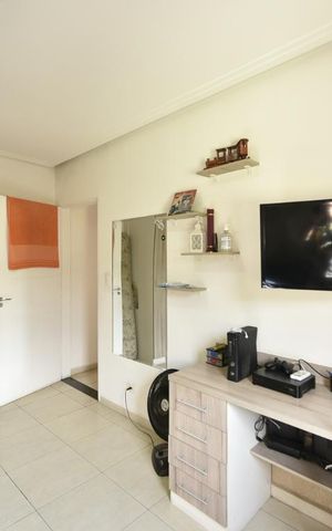 Casa à venda com 260m², 7 quartos e 4 vagasQuarto 4