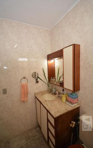 Apartamento à venda com 61m², 2 quartos e 1 vagaBanheiro