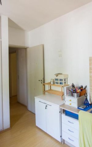 Casa à venda com 110m², 3 quartos e 2 vagasSuíte