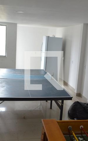 Casa de condomínio à venda com 200m², 3 quartos e 1 vagaSalão