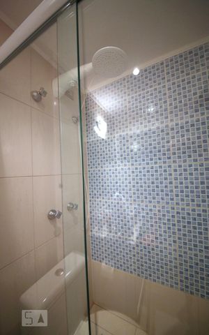 Apartamento à venda com 86m², 2 quartos e 2 vagasBanheiro 