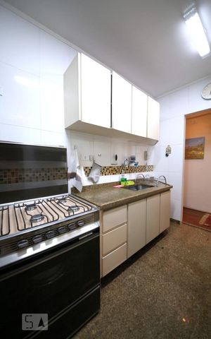 Apartamento à venda com 86m², 2 quartos e 2 vagasCozinha