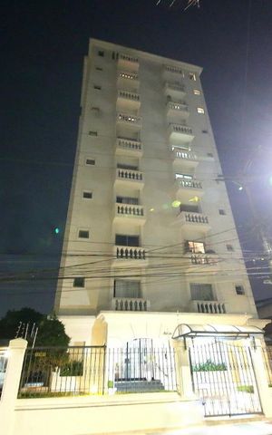 Apartamento à venda com 86m², 2 quartos e 2 vagasFachada
