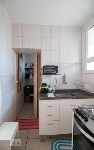 Apartamento à venda com 45m², 1 quarto e sem vagaCozinha e Área de Serviço