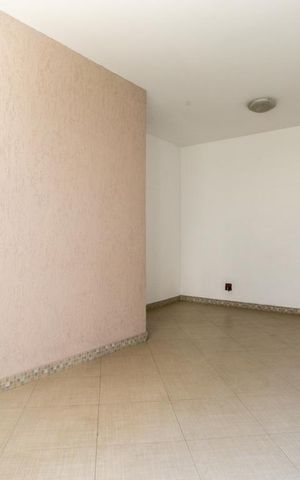 Apartamento à venda com 57m², 2 quartos e 1 vaga Apartamento à venda com 57m², 2 quartos e 1 vagaSala
