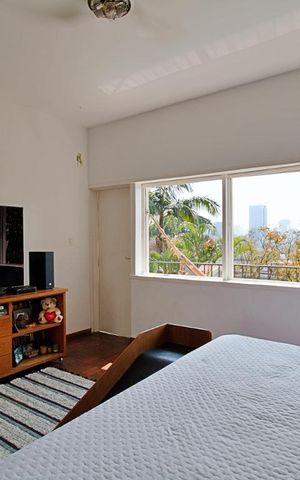 Casa para alugar com 550m², 3 quartos e 6 vagas Casa para alugar com 550m², 3 quartos e 6 vagasSuíte