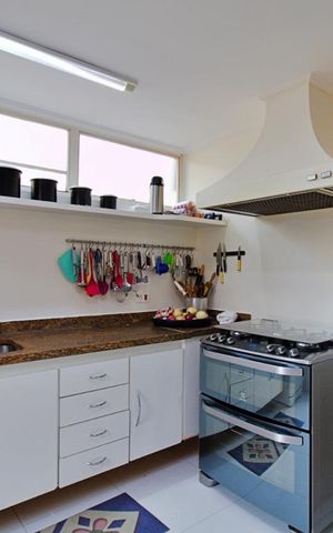 Casa para alugar com 550m², 3 quartos e 6 vagas Casa para alugar com 550m², 3 quartos e 6 vagasCozinha