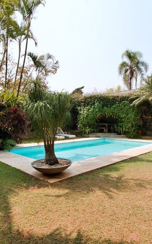 Casa para alugar com 550m², 3 quartos e 6 vagas Casa para alugar com 550m², 3 quartos e 6 vagasPiscina