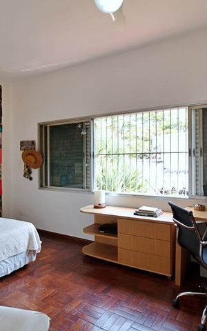 Casa para alugar com 550m², 3 quartos e 6 vagas Casa para alugar com 550m², 3 quartos e 6 vagasQuarto 3