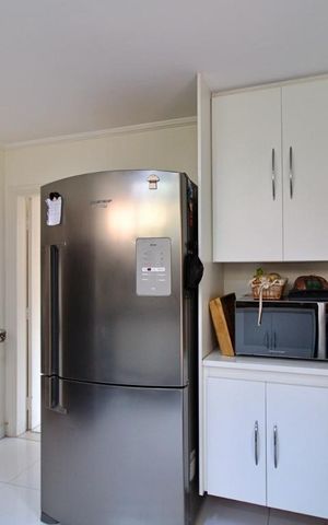 Casa para alugar com 550m², 3 quartos e 6 vagas Casa para alugar com 550m², 3 quartos e 6 vagasCozinha
