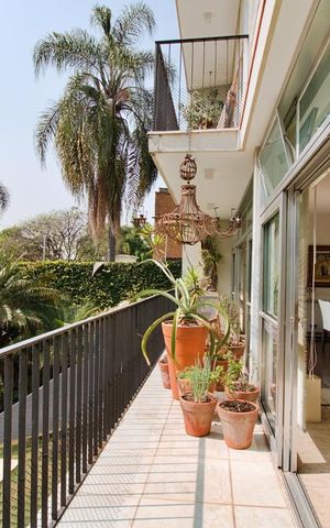 Casa para alugar com 550m², 3 quartos e 6 vagas Casa para alugar com 550m², 3 quartos e 6 vagasVaranda da Sala