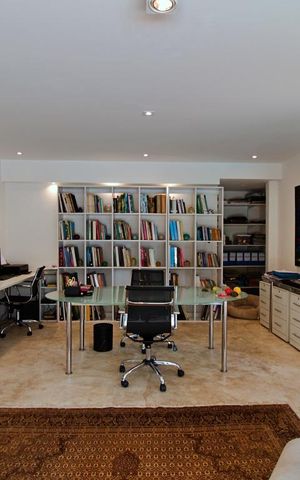 Casa para alugar com 550m², 3 quartos e 6 vagas Casa para alugar com 550m², 3 quartos e 6 vagasÁrea Inferior