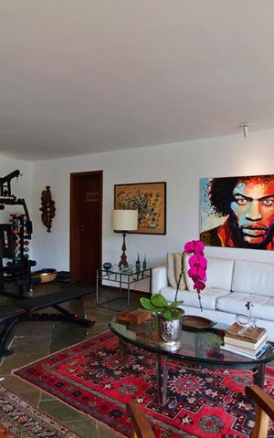 Casa para alugar com 550m², 3 quartos e 6 vagas Casa para alugar com 550m², 3 quartos e 6 vagasÁrea Inferior