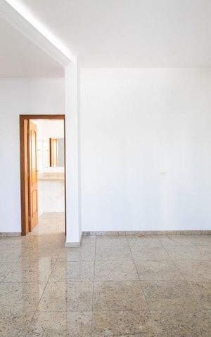 Casa à venda com 534m², 5 quartos e 8 vagas Casa à venda com 534m², 5 quartos e 8 vagasSuíte 2