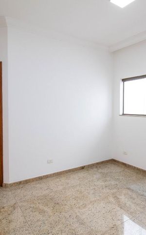 Casa à venda com 534m², 5 quartos e 8 vagas Casa à venda com 534m², 5 quartos e 8 vagasSuíte 1