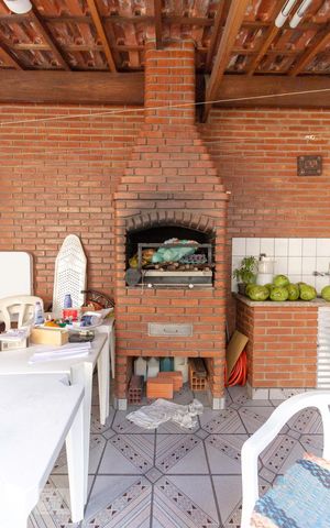 Casa à venda com 270m², 3 quartos e 2 vagasChurrasqueira