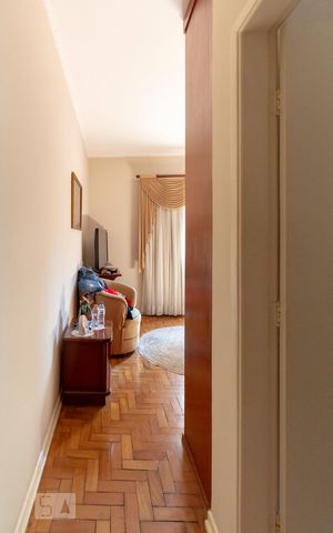 Casa à venda com 270m², 3 quartos e 2 vagasSuíte