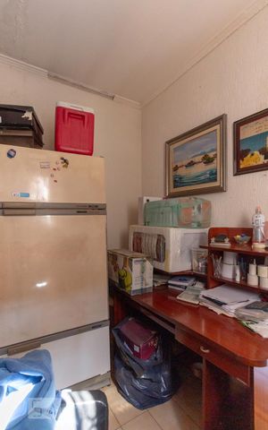 Casa à venda com 270m², 3 quartos e 2 vagasQuarto de Serviço