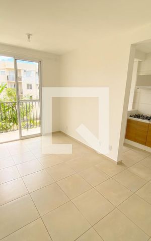 Apartamento para alugar com 77m², 2 quartos e 2 vagasSala