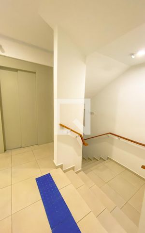 Apartamento para alugar com 77m², 2 quartos e 2 vagasCorredor
