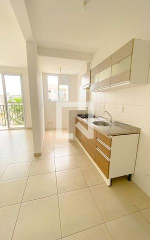 Apartamento para alugar com 77m², 2 quartos e 2 vagasCozinha 