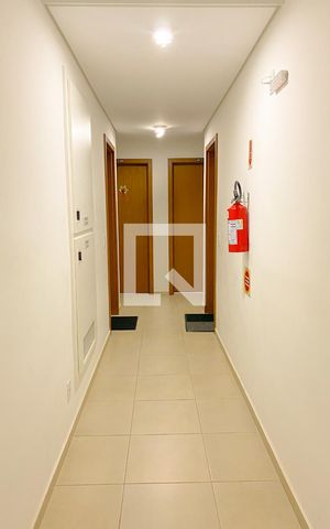 Apartamento para alugar com 77m², 2 quartos e 2 vagasCorredor