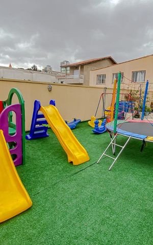 Apartamento à venda com 100m², 3 quartos e 2 vagasÁrea Comum - Playground