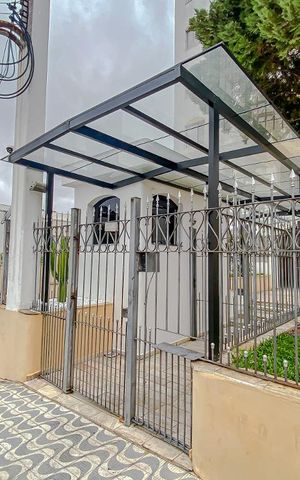 Apartamento à venda com 100m², 3 quartos e 2 vagasFachada