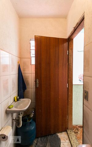 Casa à venda com 250m², 4 quartos e 2 vagasv