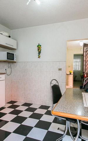 Casa à venda com 250m², 4 quartos e 2 vagasCozinha