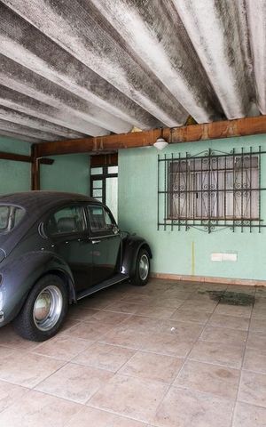 Casa à venda com 250m², 4 quartos e 2 vagasGaragem