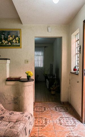Casa à venda com 250m², 4 quartos e 2 vagasEntrada