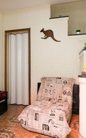 Casa à venda com 250m², 4 quartos e 2 vagasEntrada