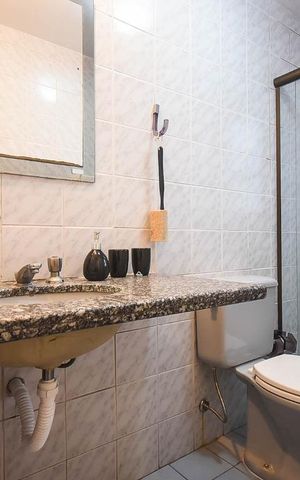 Apartamento à venda com 77m², 2 quartos e 2 vagas Apartamento à venda com 77m², 2 quartos e 2 vagasBanheiro suíte