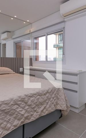 Apartamento para alugar com 74m², 1 quarto e 2 vagas Apartamento para alugar com 74m², 1 quarto e 2 vagasSuíte