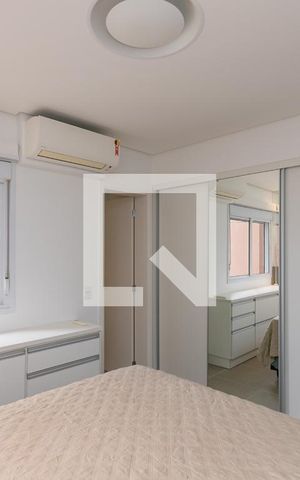 Apartamento para alugar com 74m², 1 quarto e 2 vagas Apartamento para alugar com 74m², 1 quarto e 2 vagasSuíte