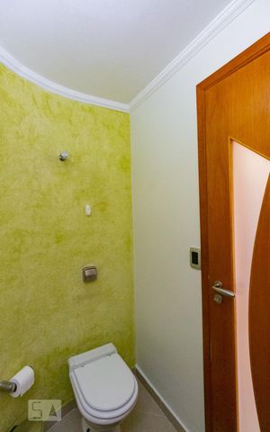 Casa à venda com 192m², 2 quartos e 3 vagas Casa à venda com 192m², 2 quartos e 3 vagasLavabo