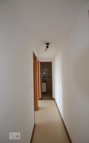 Apartamento à venda com 90m², 3 quartos e 1 vagaCorredor